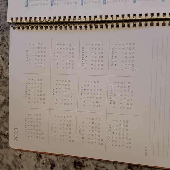 🌸🌺ORANGE CIRCLE STUDIO 12 MONTH PLANNER🌸🌺 - Picture 3 of 10